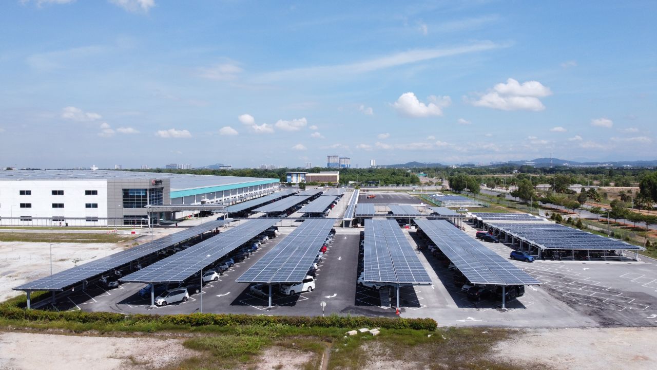  1.6MWp Kalis air projek carport solar