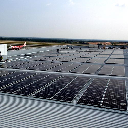  5.8MW projek bumbung timah solar di malaysia 2016 